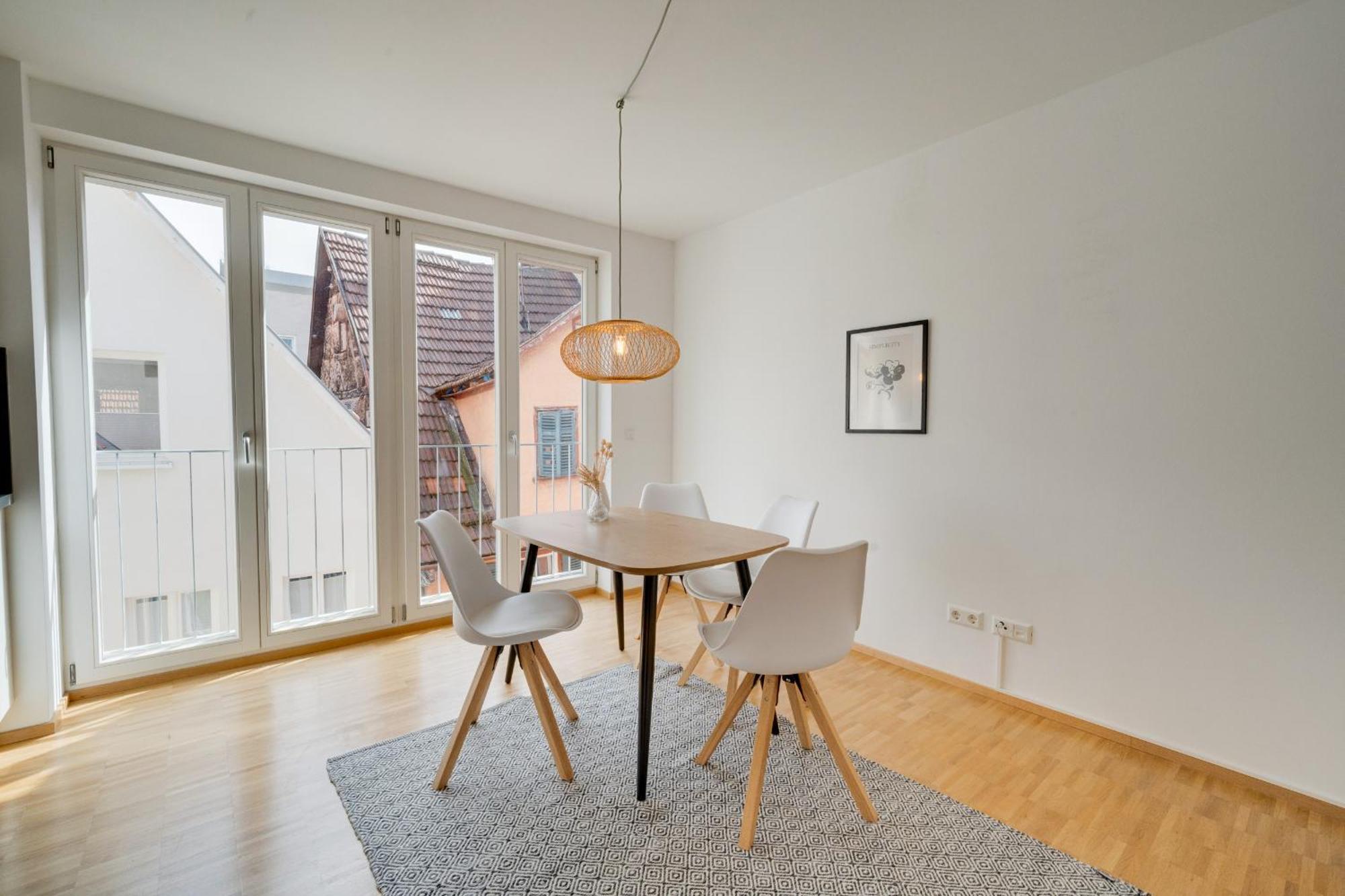 Altstadt Apartment 2 Zimmer Am Weibermarkt Ройтлінген Екстер'єр фото